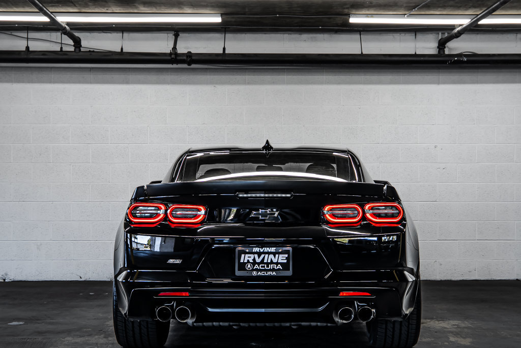 Used 2021 Chevrolet Camaro SS RWD image 4