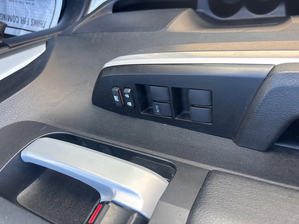 Used 2014 Toyota Tundra SR5 image 14