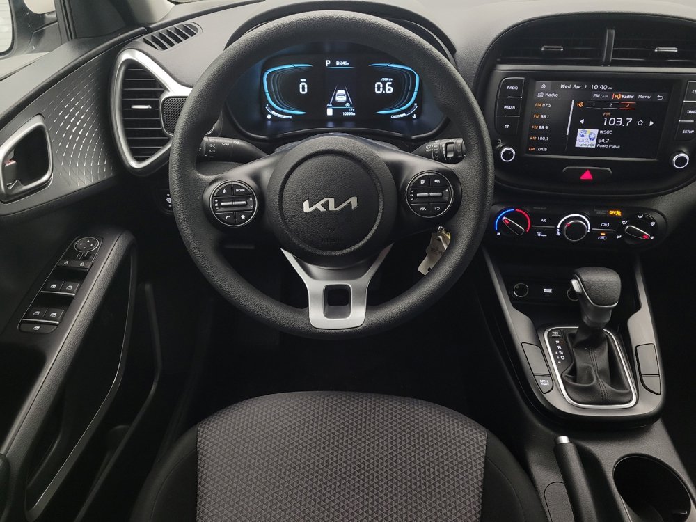 Used 2025 Kia Soul LX FWD image 22