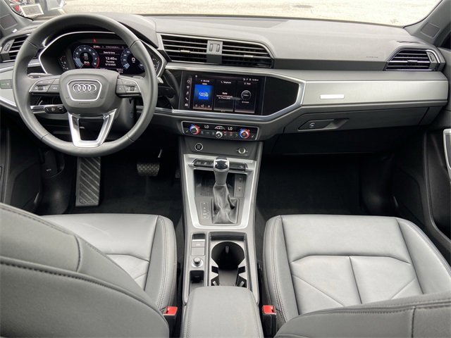 Used 2024 Audi Q3 2.0T Premium w/ Convenience Package image 12