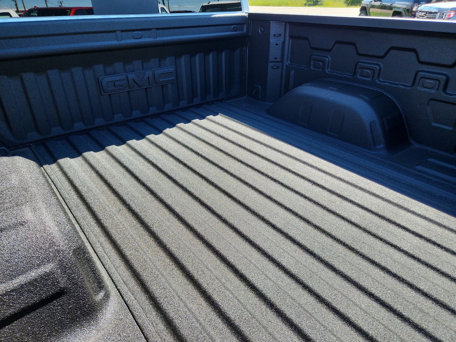 New 2026 GMC Sierra 1500 AT4 w/ AT4 Premium Package image 9