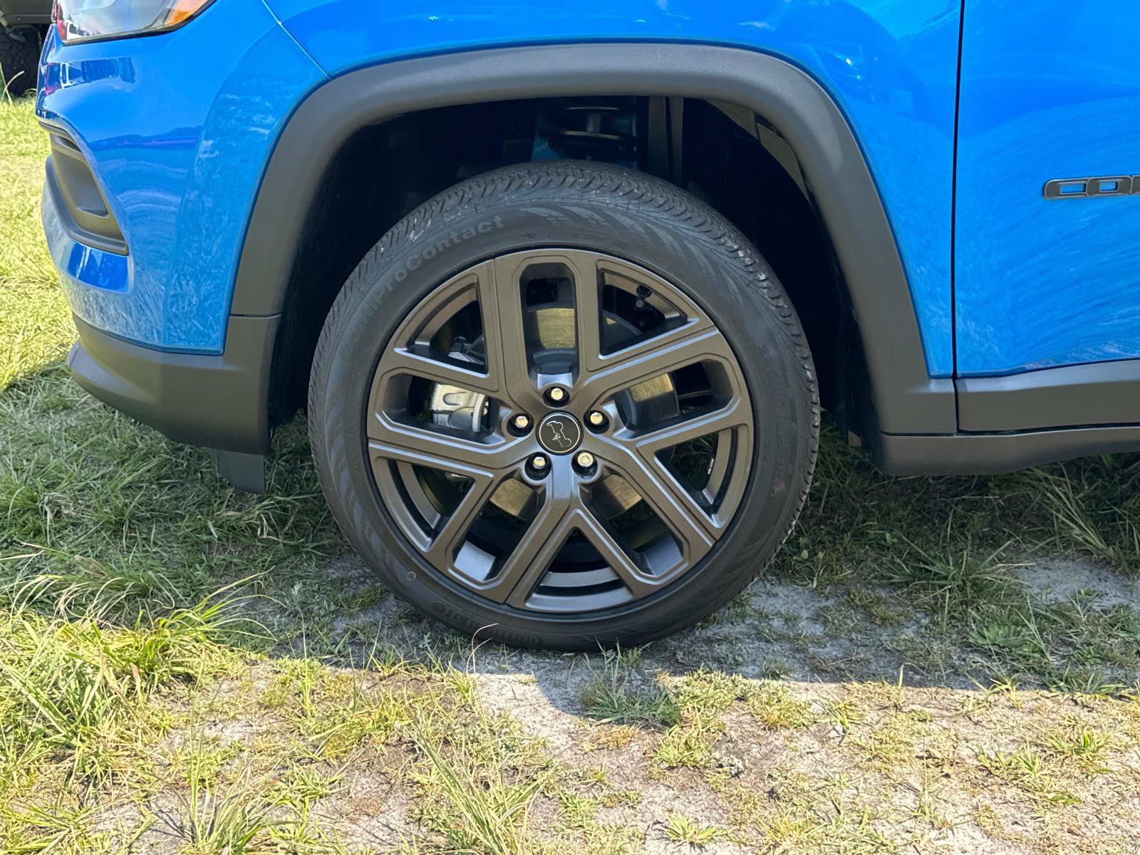 New 2026 Jeep Compass Latitude AWD/4WD image 10