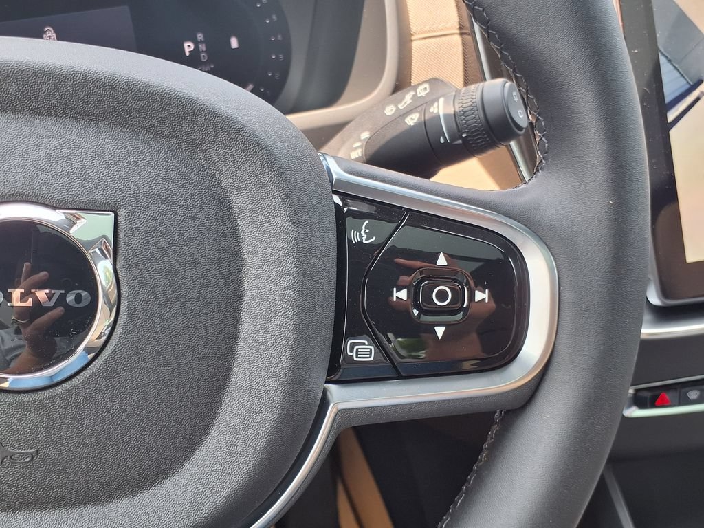New 2026 Volvo XC90 B5 Plus AWD/4WD image 22