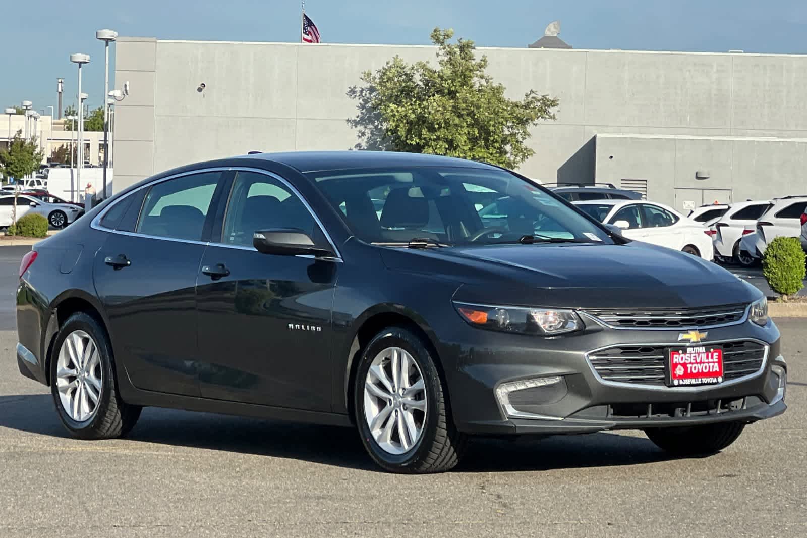 Used 2018 Chevrolet Malibu LT FWD image 5