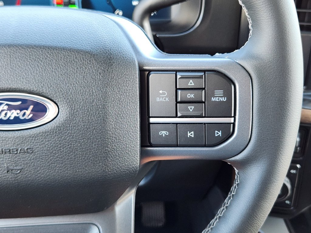 New 2026 Ford F350 Lariat w/ FX4 Off-Road Package AWD/4WD image 18