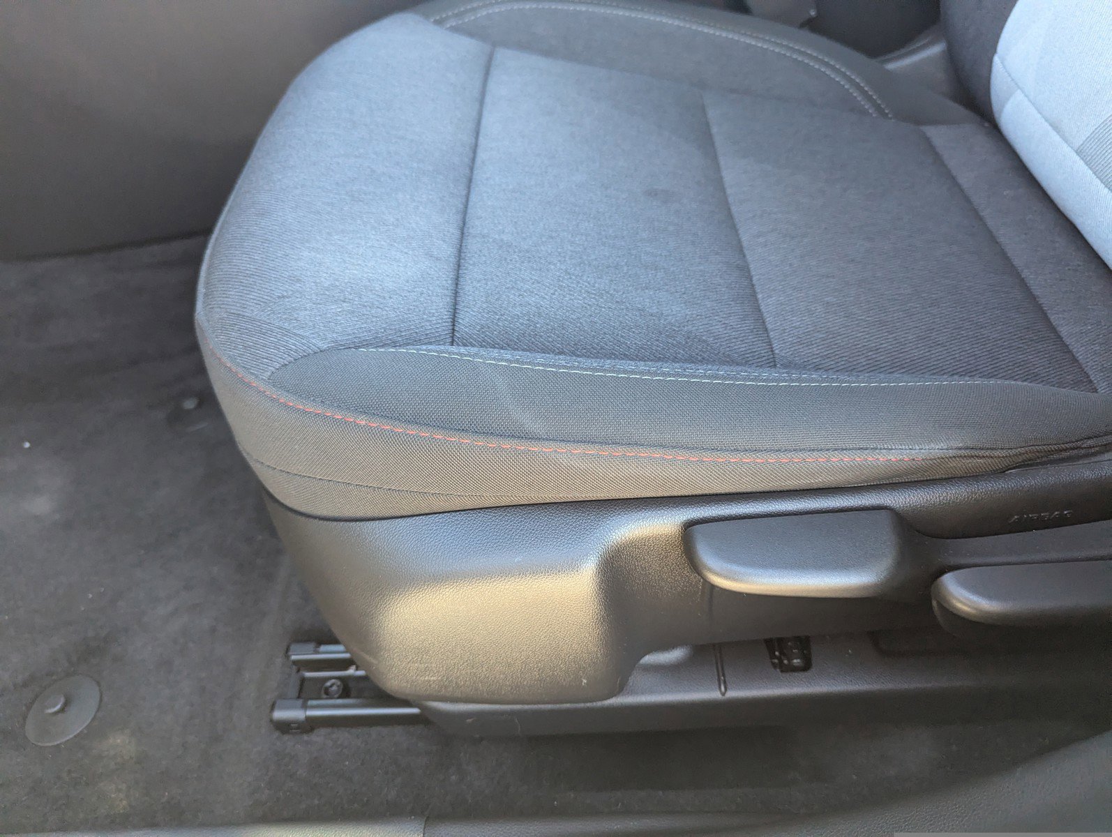 Certified 2024 Chevrolet Trax RS w/ Driver Confidence Package image 27