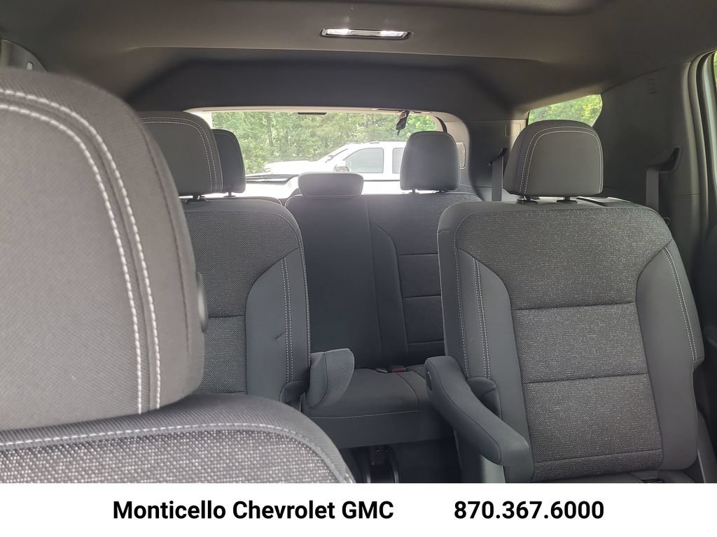 New 2026 Chevrolet Traverse LT w/ Sun and Wheel Package FWD image 29