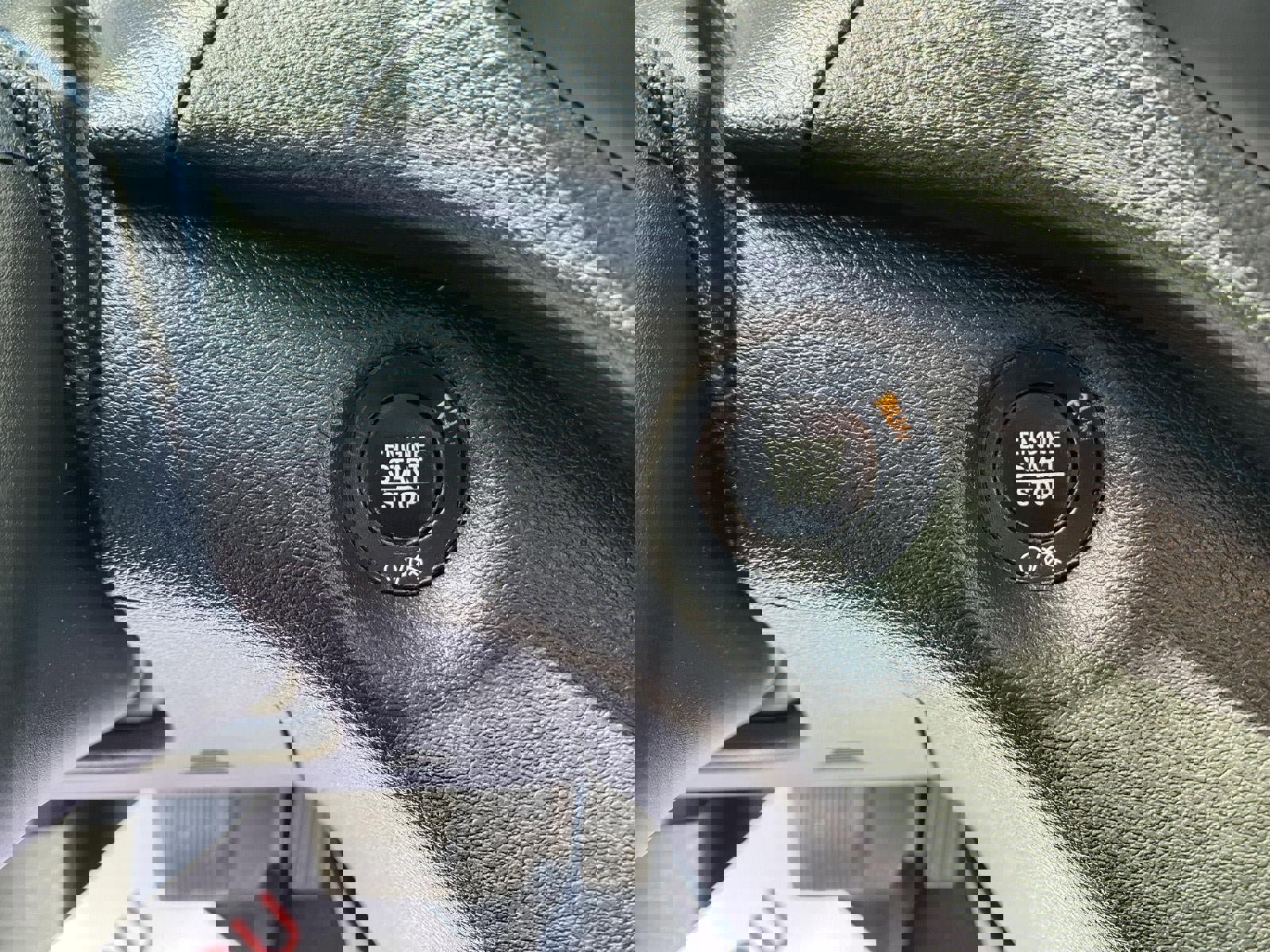 Used 2020 Jeep Cherokee Latitude Plus w/ Cold Weather Group image 24