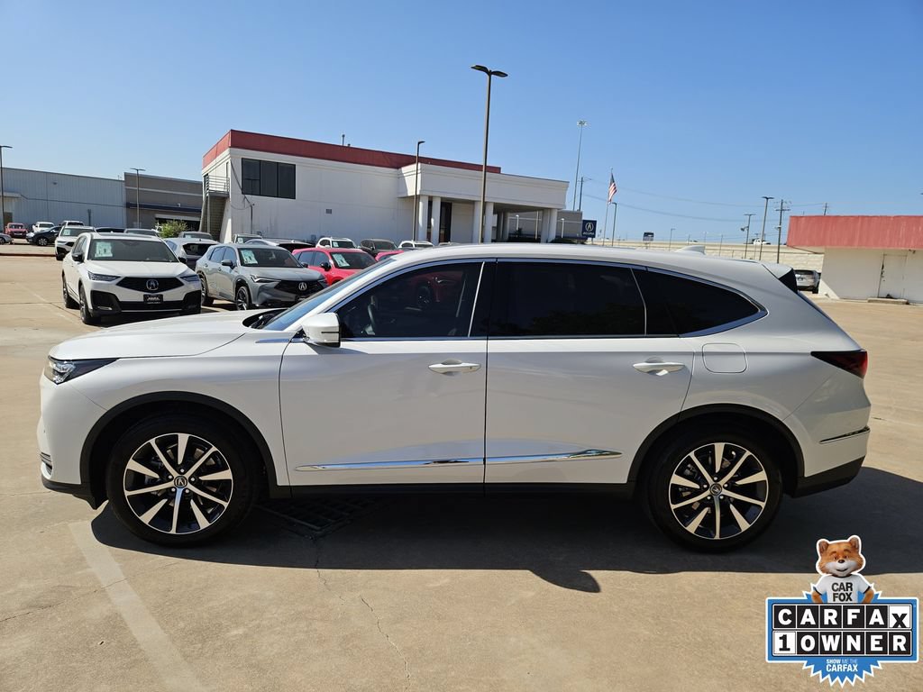 Certified 2026 Acura MDX w/ Technology Package FWD image 4