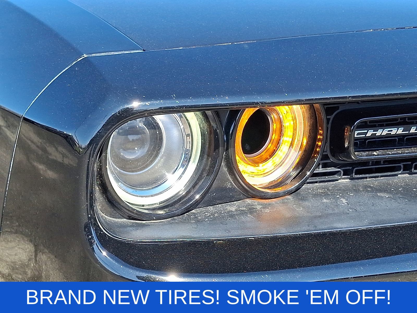 Used 2016 Dodge Challenger R/T Scat Pack w/ Leather Interior Group image 10