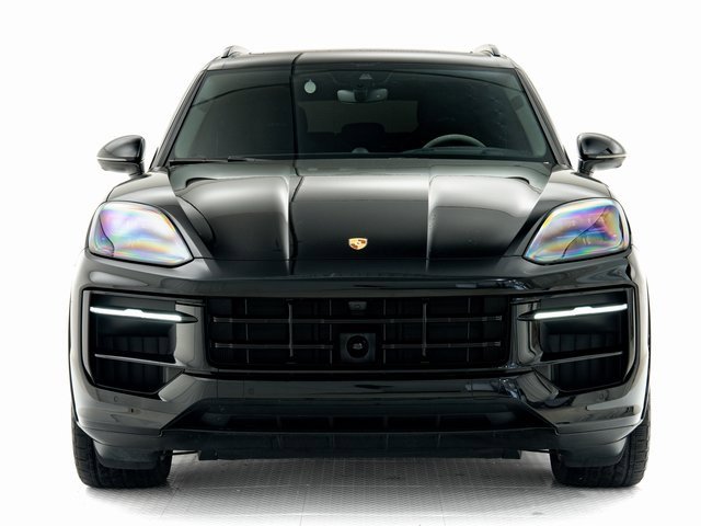 Certified 2025 Porsche Cayenne GTS image 35
