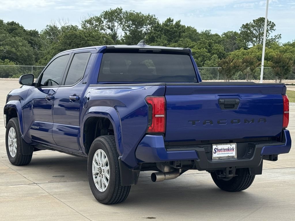 Used 2024 Toyota Tacoma SR5 RWD image 4