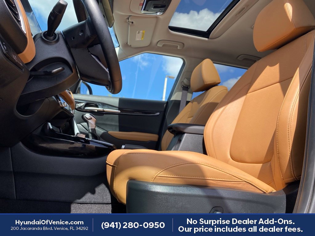 Used 2024 Kia Seltos EX AWD/4WD image 2