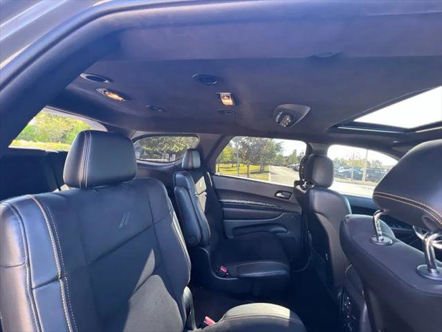 Certified 2023 Dodge Durango R/T w/ Hemi Orange Plus Package RWD image 39