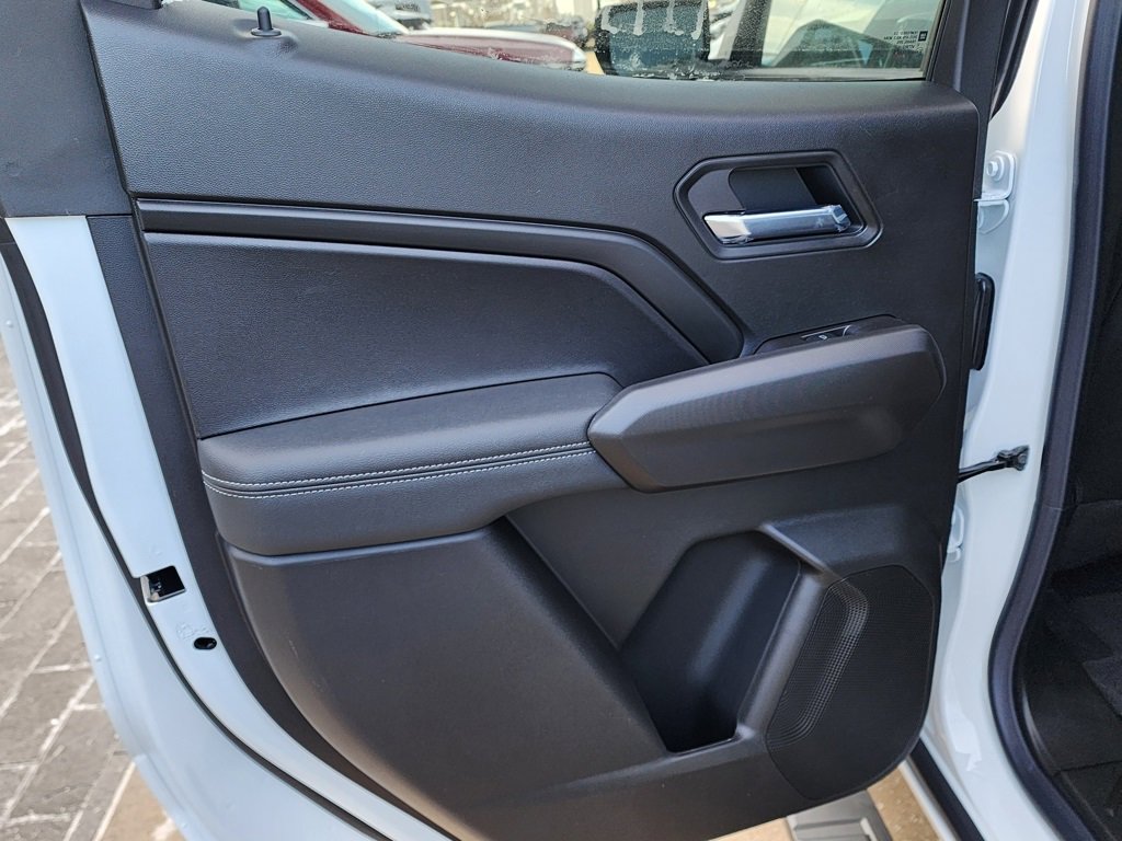 New 2026 GMC Canyon Elevation w/ Convenience Package image 41