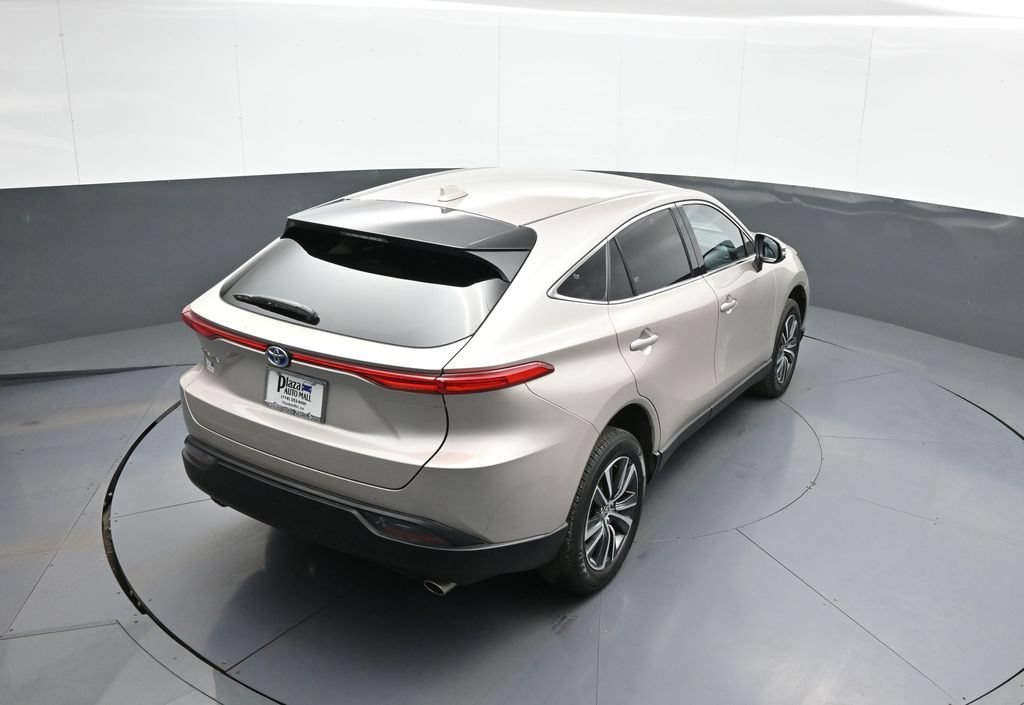 Certified 2024 Toyota Venza LE AWD/4WD image 37