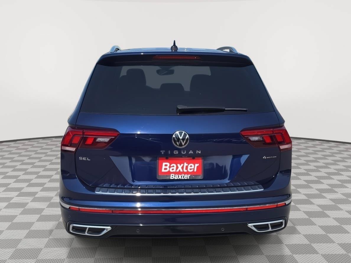 Used 2022 Volkswagen Tiguan SEL R-Line AWD/4WD image 6