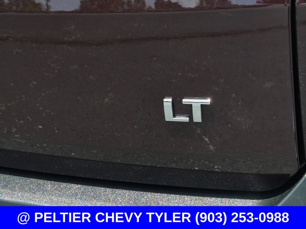 Used 2023 Chevrolet Traverse LT FWD image 10