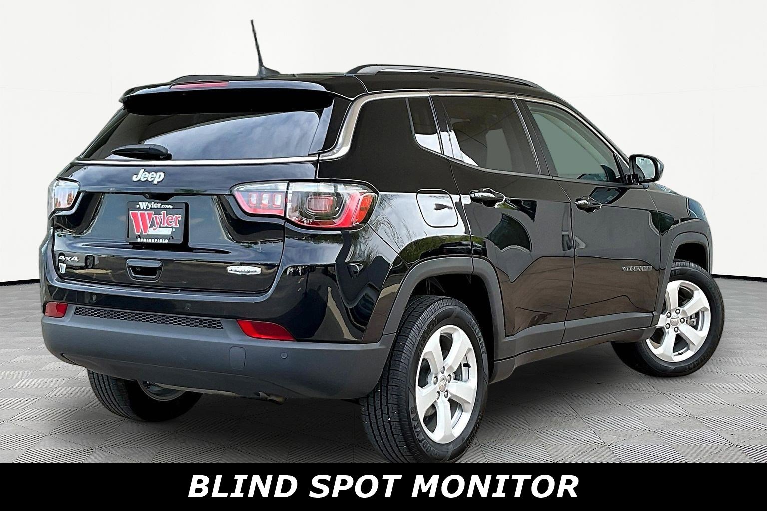 Used 2021 Jeep Compass Latitude w/ Sun and Sound Group AWD/4WD image 6