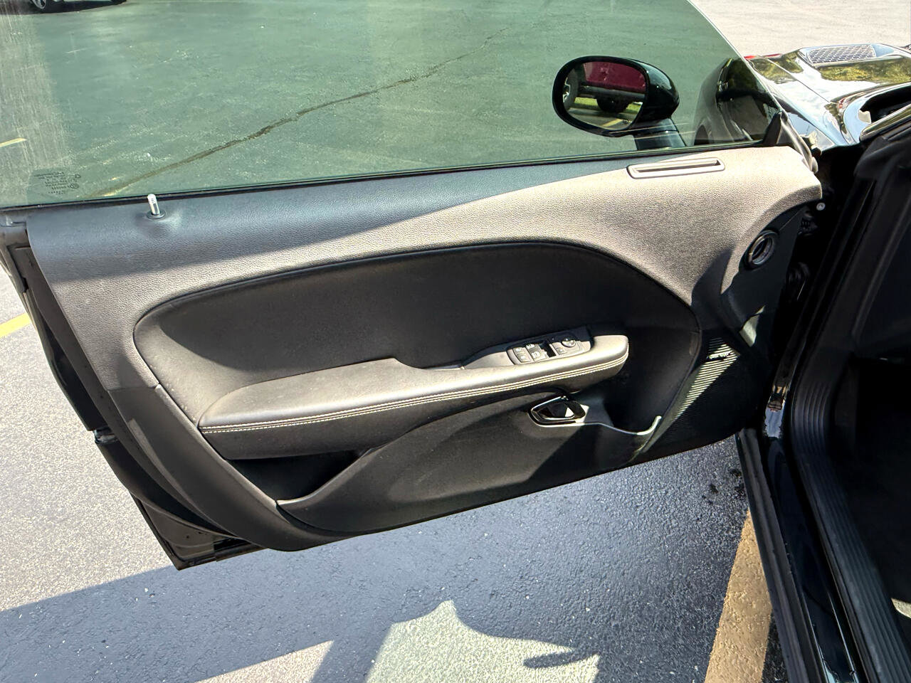 Used 2015 Dodge Challenger SRT Hellcat image 13