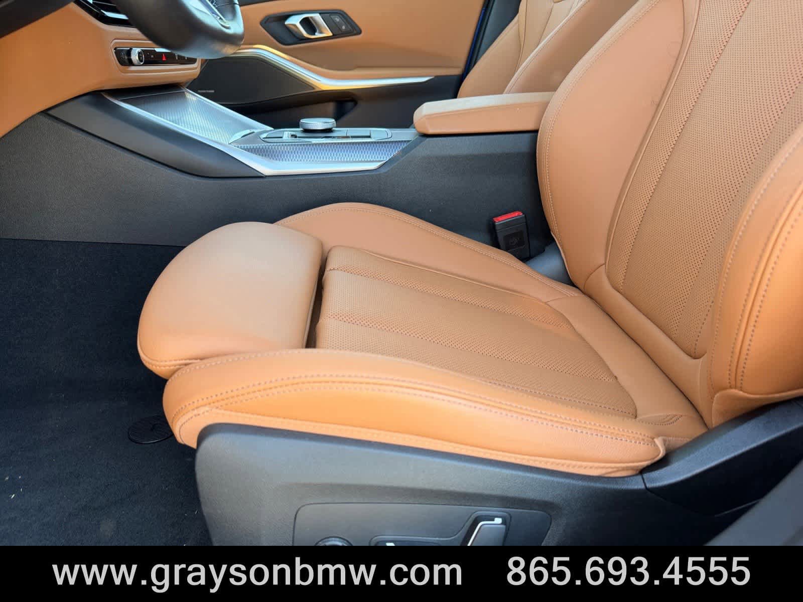Used 2025 BMW M340i RWD image 11