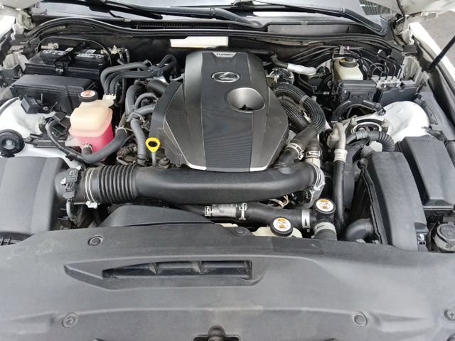 Used 2018 Lexus IS 300 w/ Accessory Package 2 RWD image 34