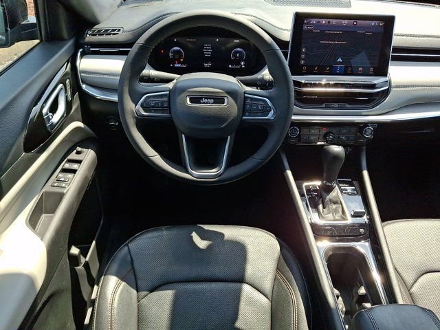 Certified 2023 Jeep Compass Limited w/ Elite Group AWD/4WD image 14