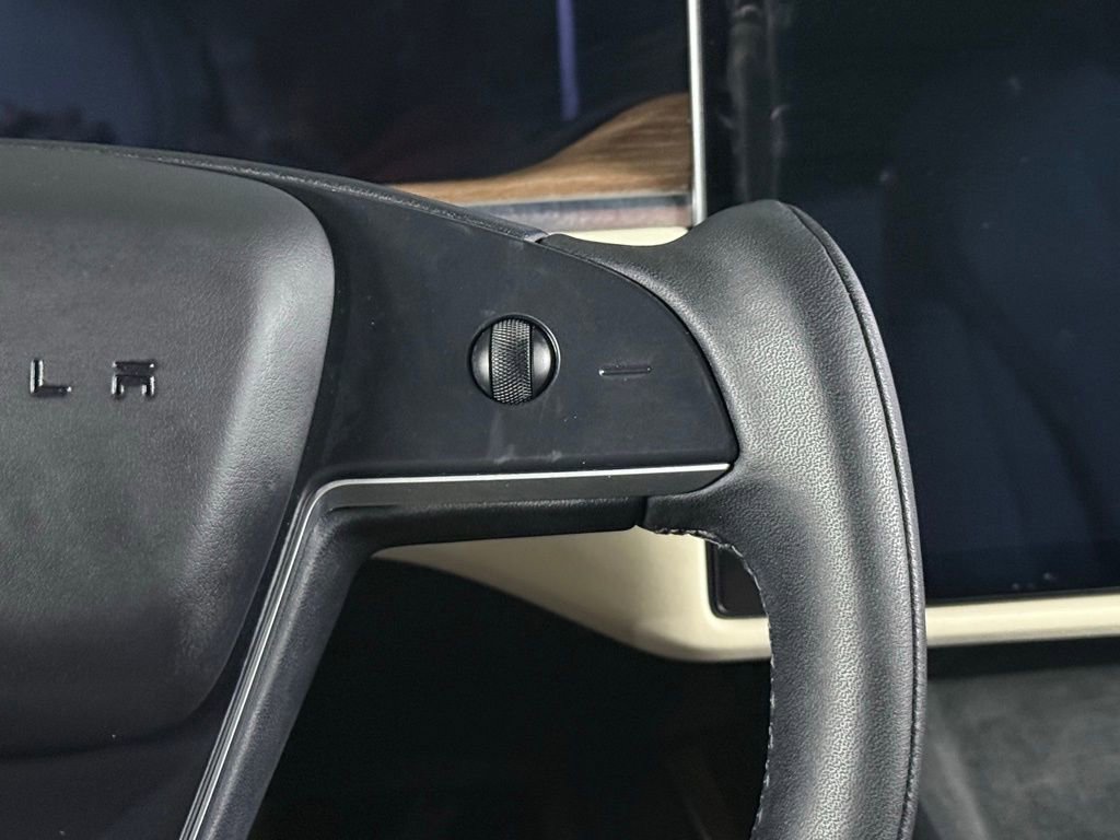 Used 2021 Tesla Model S Plaid image 37