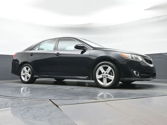 Used 2012 Toyota Camry SE FWD image 28