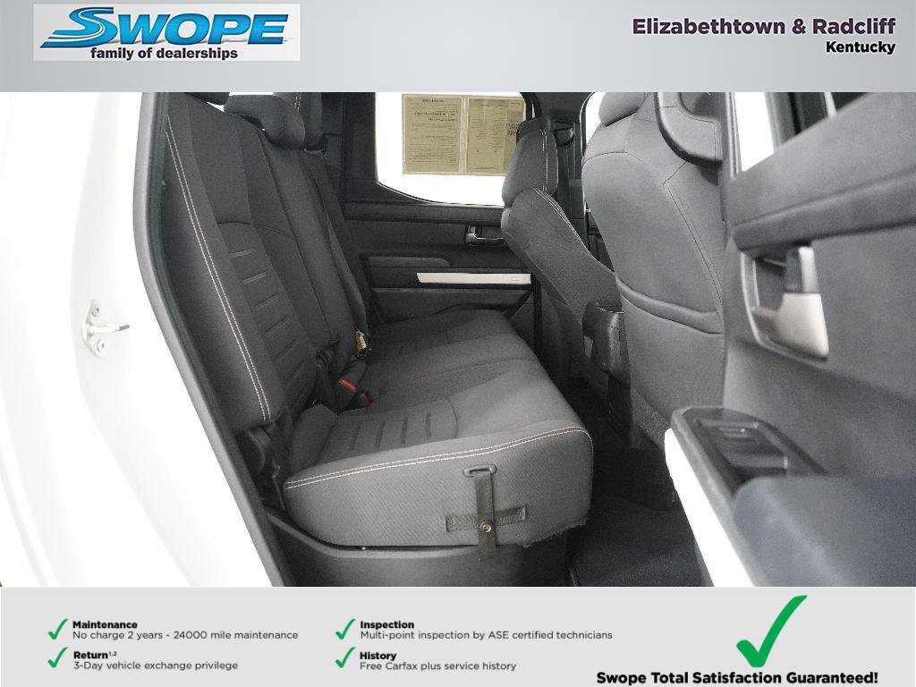 Used 2024 Toyota Tacoma TRD Off-Road image 9