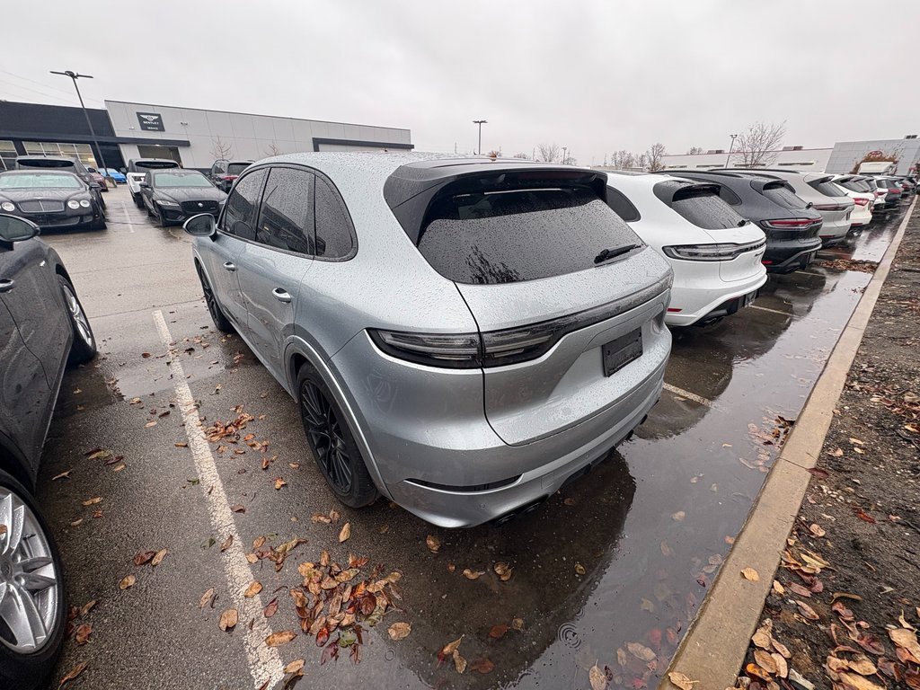 Used 2021 Porsche Cayenne GTS w/ Premium Package Plus image 8