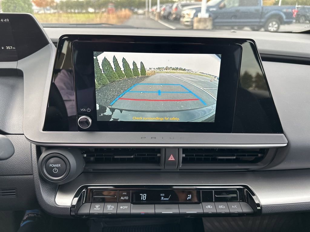 Used 2024 Toyota Prius LE image 21