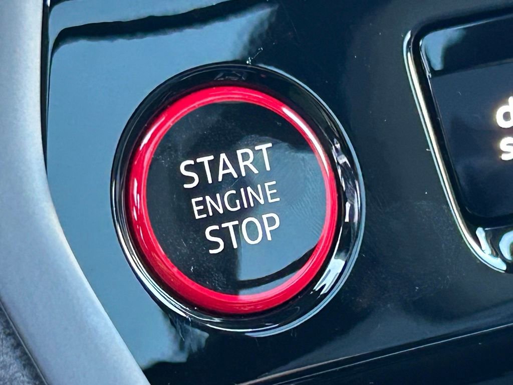 Used 2025 Audi SQ5 Premium Plus w/ Premium Plus Package image 23