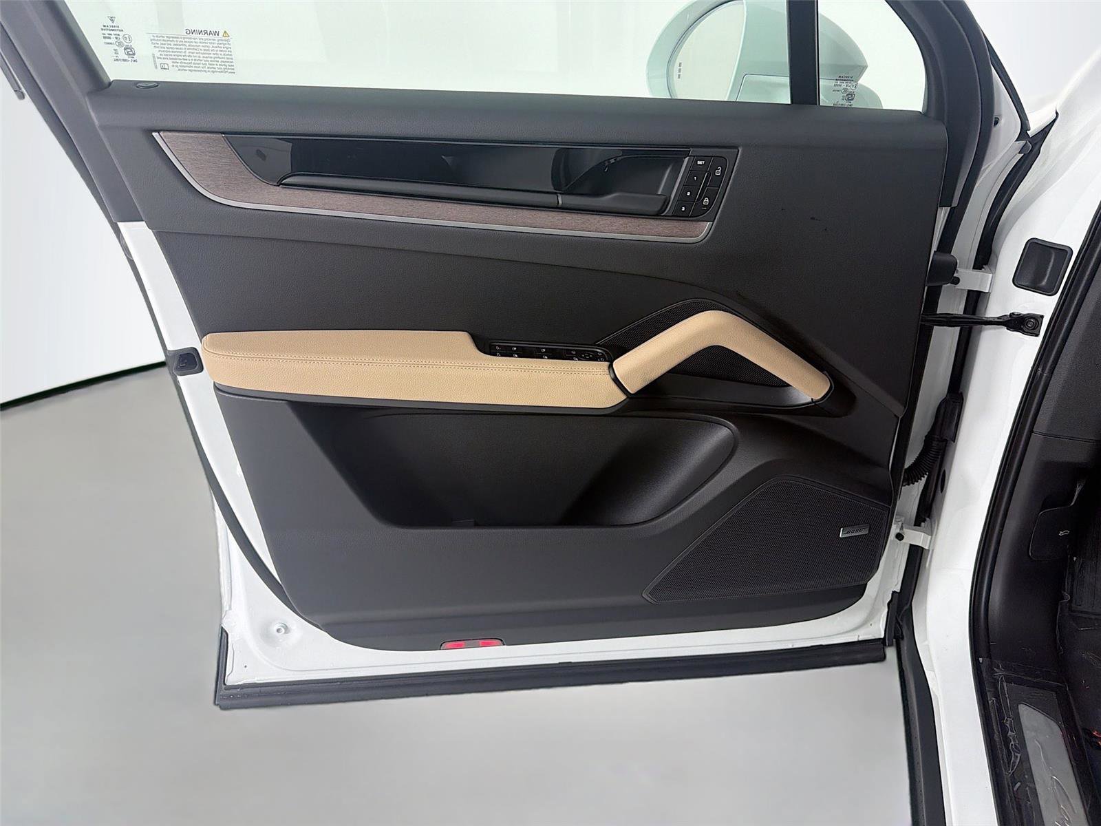 New 2026 Porsche Cayenne image 6