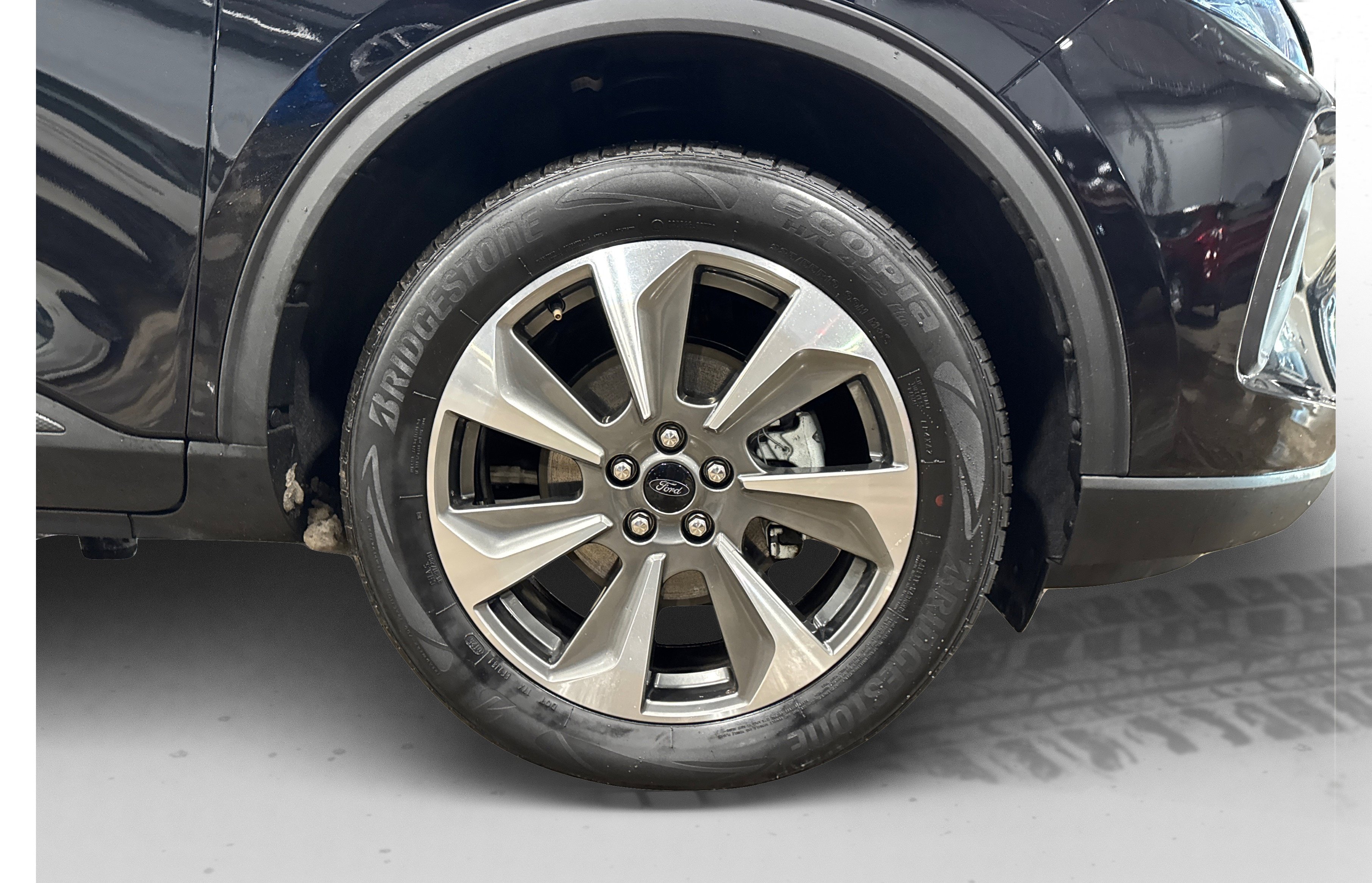 Used 2025 Ford Escape Platinum AWD/4WD image 52