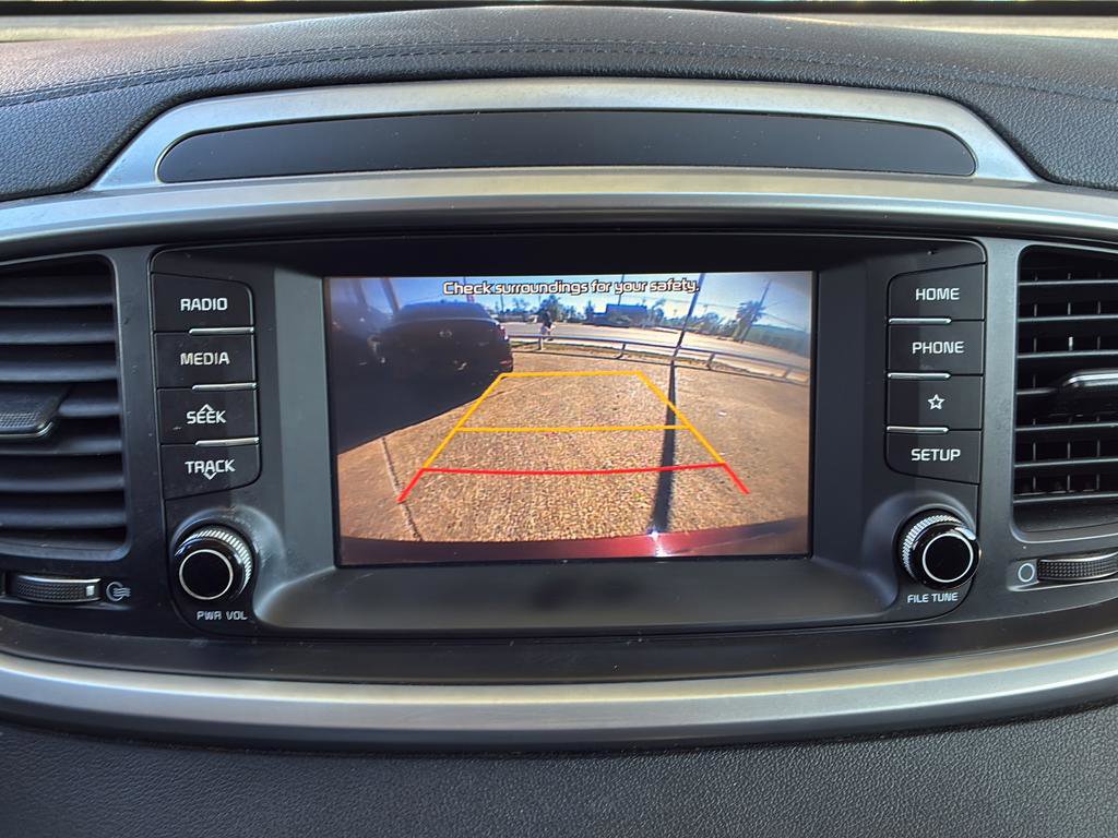 Used 2019 Kia Sorento FWD image 23