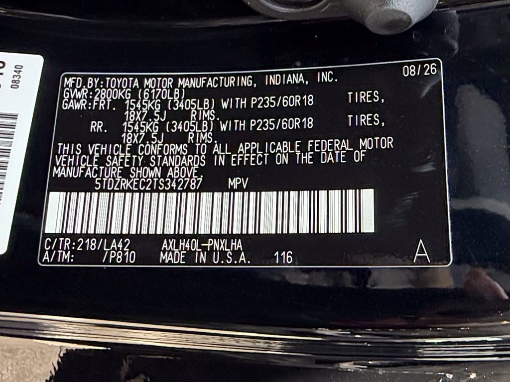 Used 2026 Toyota Sienna Limited FWD image 33