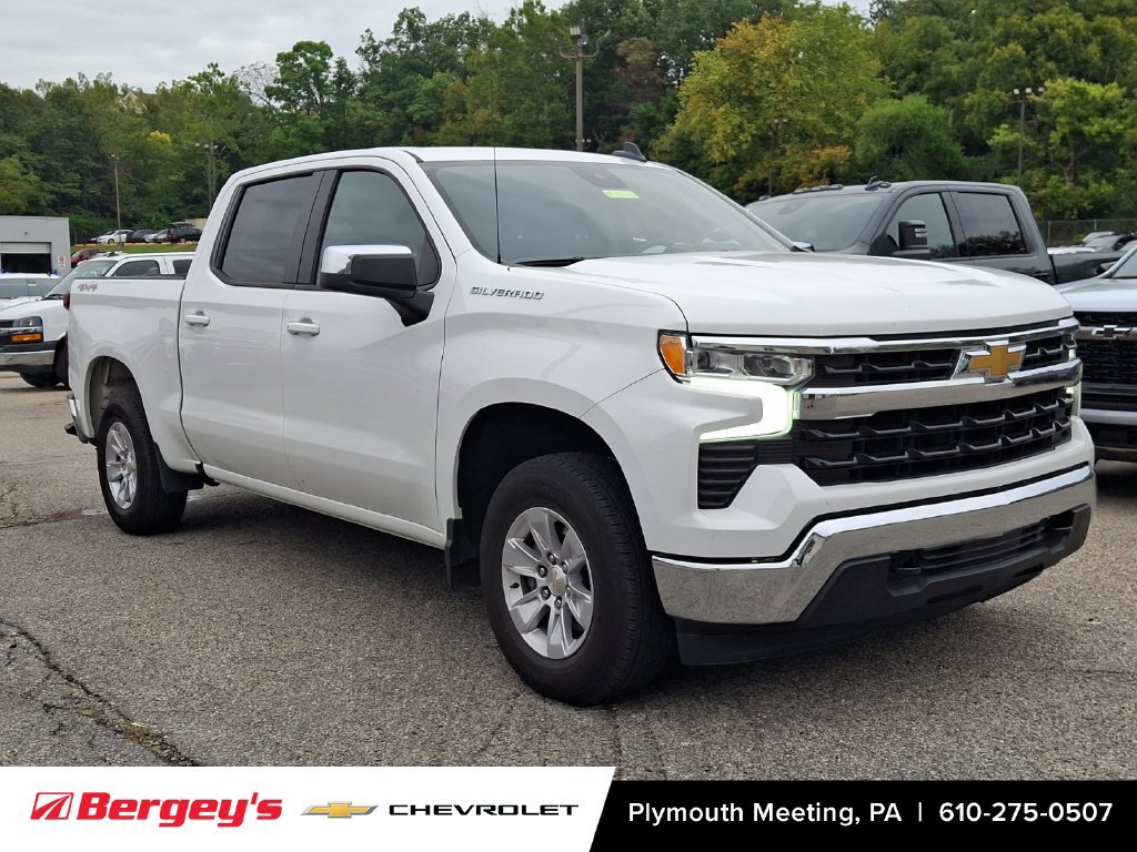 Certified 2026 Chevrolet Silverado 1500 LT AWD/4WD image 2