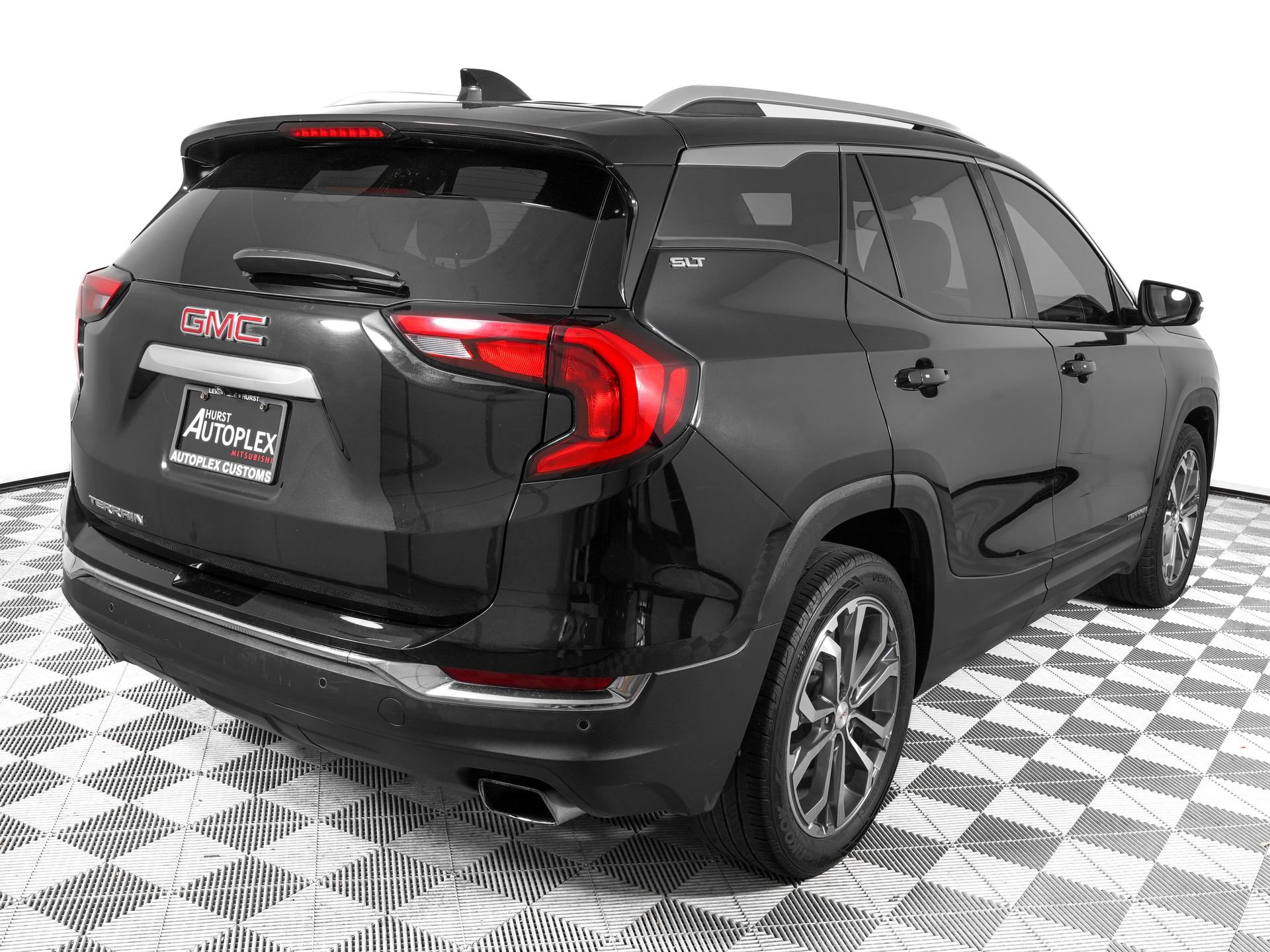 Used 2020 GMC Terrain SLT w/ Preferred Package FWD image 4