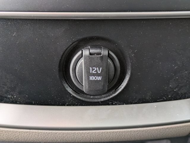 New 2026 Kia Carnival FWD image 18