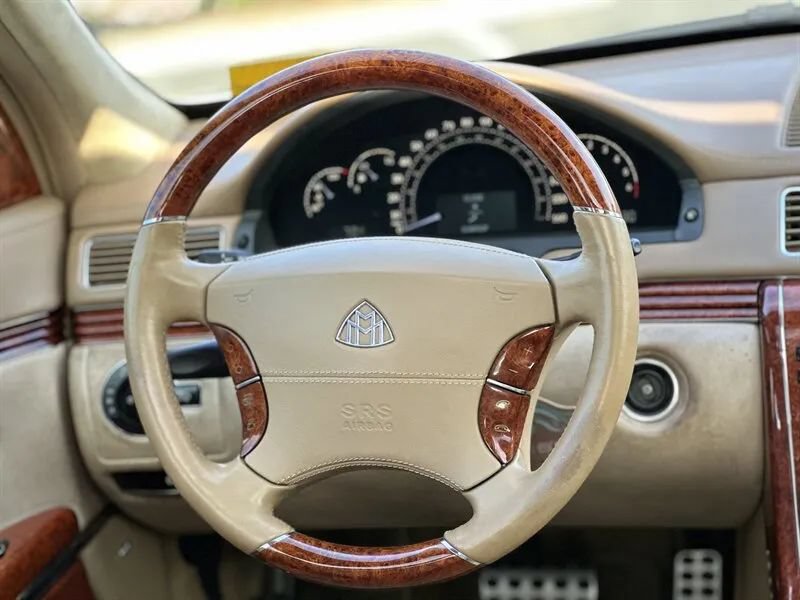 Used 2006 Maybach 57 RWD image 31