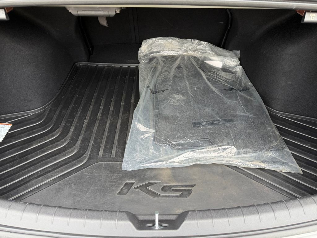 Used 2023 Kia K5 GT-Line image 21