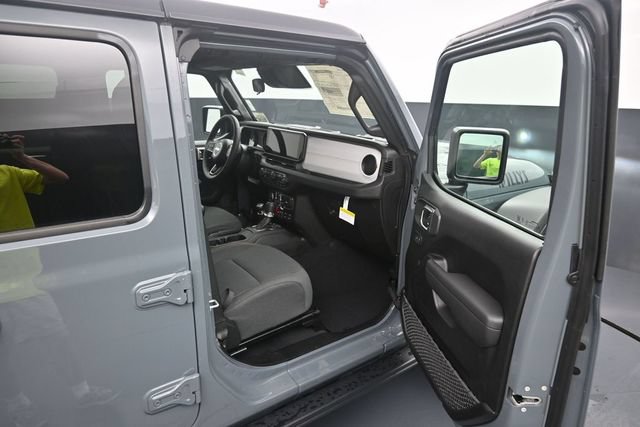 New 2026 Jeep Wrangler Unlimited Sport AWD/4WD image 31