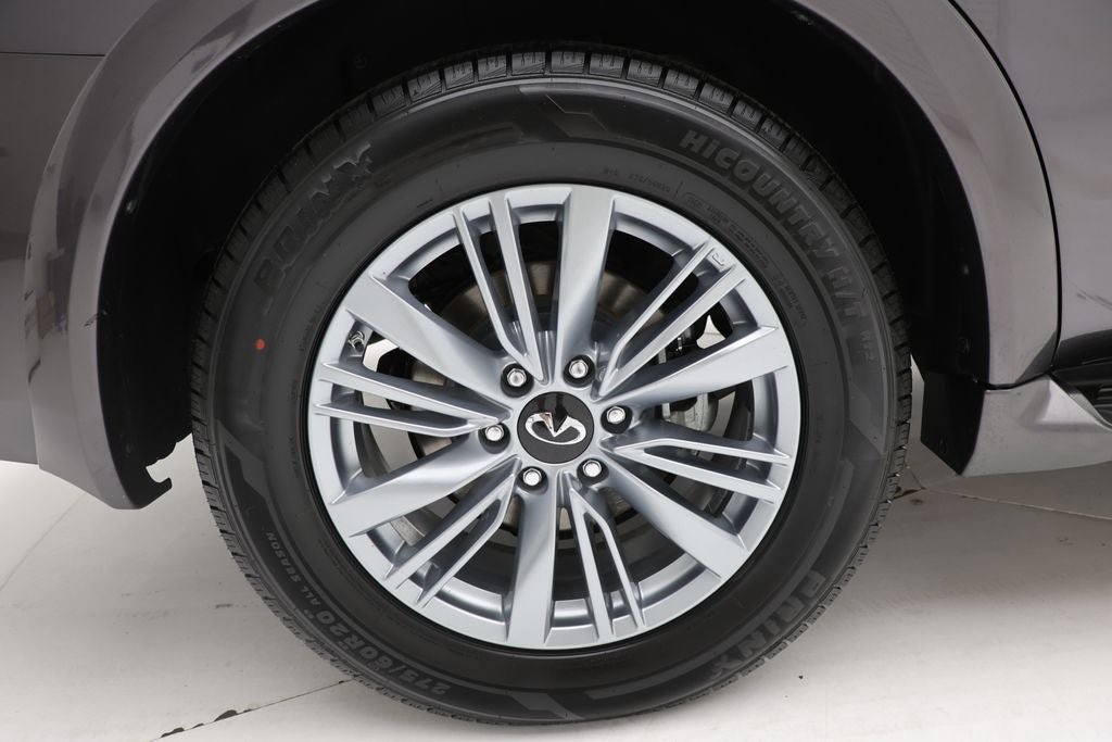 Used 2024 INFINITI QX80 Luxe AWD/4WD image 10