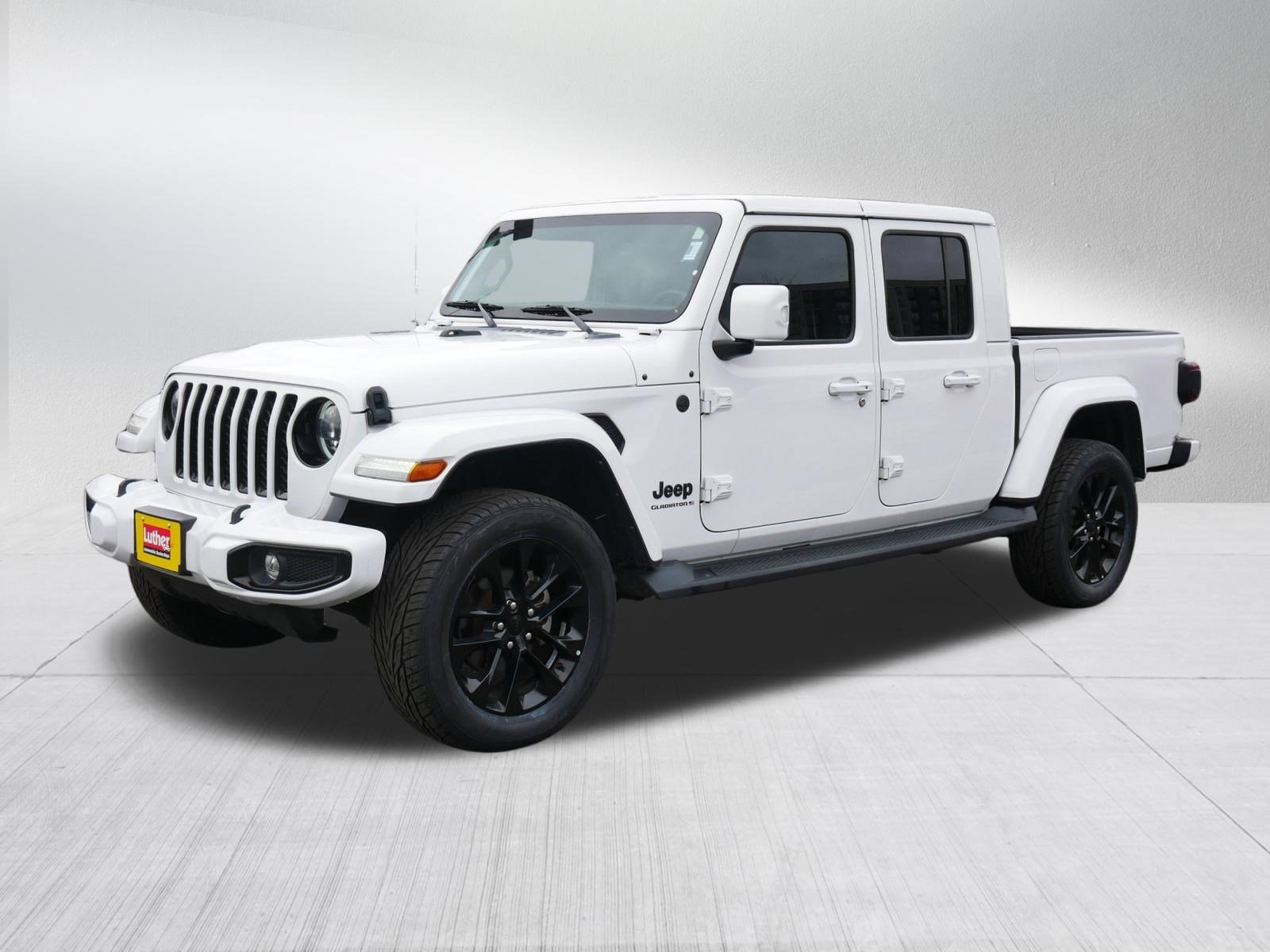 Used 2023 Jeep Gladiator Overland image 3