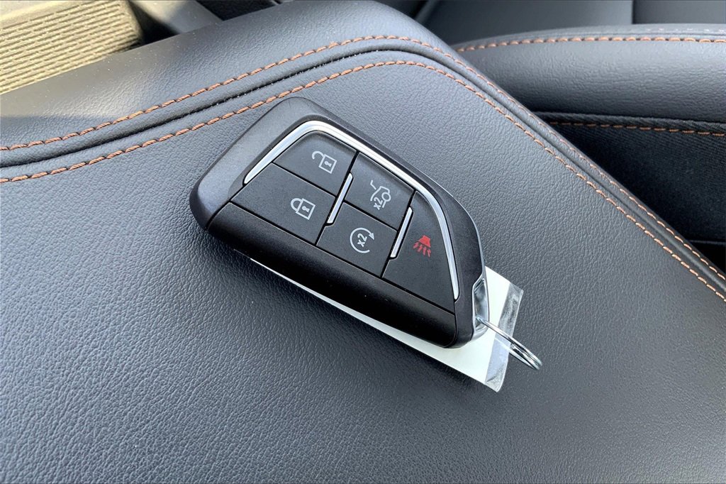 Used 2025 Cadillac CT5 Sport w/ Technology Package image 14