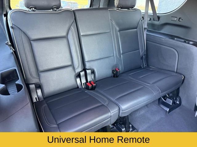 Used 2023 Chevrolet Suburban Premier AWD/4WD image 14