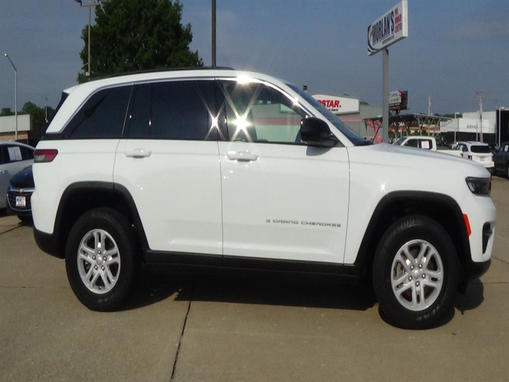 Used 2023 Jeep Grand Cherokee 4WD 4xe image 5