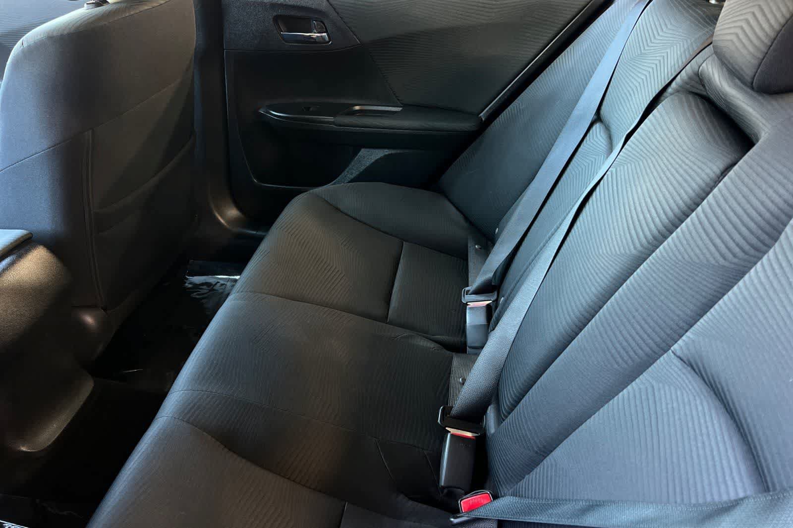 Used 2016 Honda Accord LX image 5