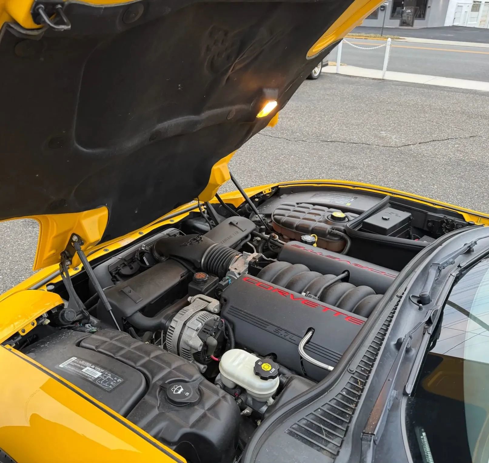 Used 2003 Chevrolet Corvette Coupe w/ Preferred Equipment Group image 5